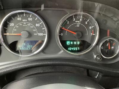 2013 Jeep Wrangler Sahara - Photo 23 - Crest Hill, IL 60403