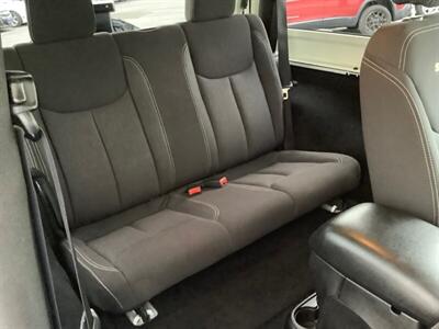 2013 Jeep Wrangler Sahara - Photo 32 - Crest Hill, IL 60403