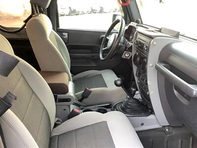 2010 Jeep Wrangler Sport - Photo 23 - Crest Hill, IL 60403