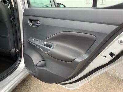 2021 Nissan Versa SV   - Photo 27 - Crest Hill, IL 60403