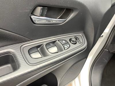 2021 Nissan Versa SV   - Photo 16 - Crest Hill, IL 60403