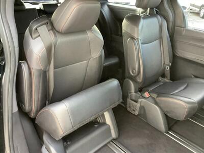 2024 Toyota Sienna XSE 7-Passenger   - Photo 34 - Crest Hill, IL 60403