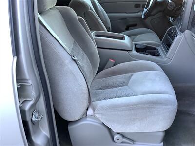 2005 Chevrolet Tahoe LS   - Photo 20 - Crest Hill, IL 60403