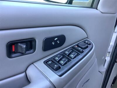 2005 Chevrolet Tahoe LS   - Photo 53 - Crest Hill, IL 60403