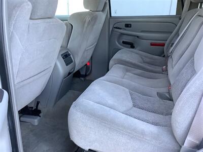 2005 Chevrolet Tahoe LS   - Photo 37 - Crest Hill, IL 60403