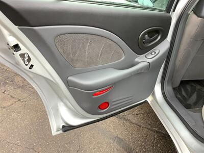 2003 Pontiac Bonneville SE - Photo 36 - Crest Hill, IL 60403