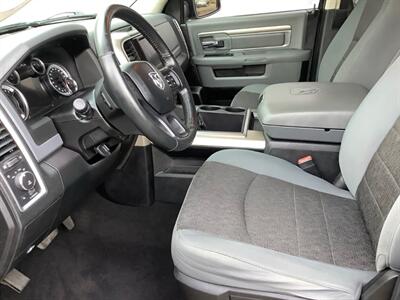 2014 RAM 1500 Big Horn   - Photo 14 - Crest Hill, IL 60403