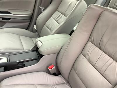 2009 Honda Accord EX-L V6 - Photo 18 - Crest Hill, IL 60403