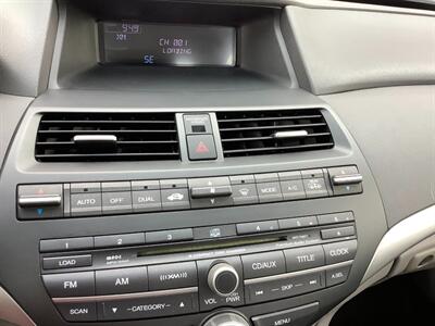 2009 Honda Accord EX-L V6 - Photo 16 - Crest Hill, IL 60403