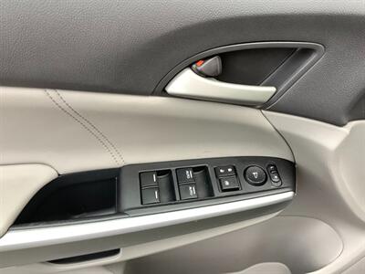 2009 Honda Accord EX-L V6 - Photo 9 - Crest Hill, IL 60403