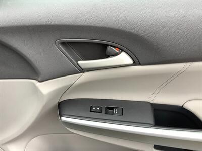 2009 Honda Accord EX-L V6 - Photo 25 - Crest Hill, IL 60403