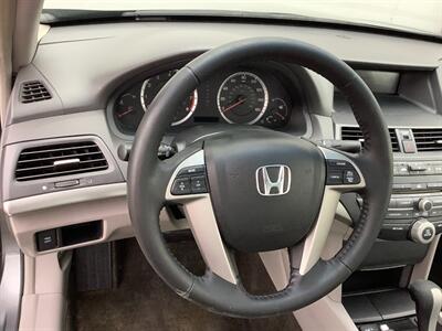 2009 Honda Accord EX-L V6 - Photo 15 - Crest Hill, IL 60403