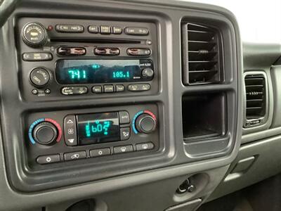 2004 Chevrolet Silverado 2500 Work Truck   - Photo 16 - Crest Hill, IL 60403