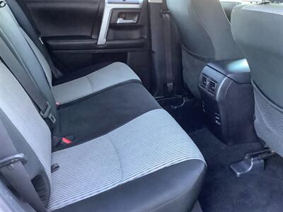 2014 Toyota 4Runner SR5   - Photo 32 - Crest Hill, IL 60403