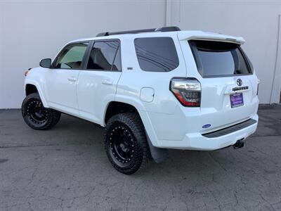 2014 Toyota 4Runner SR5   - Photo 4 - Crest Hill, IL 60403