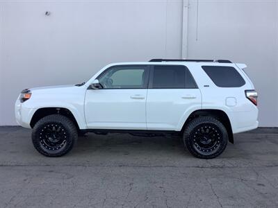 2014 Toyota 4Runner SR5   - Photo 3 - Crest Hill, IL 60403