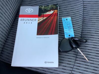2014 Toyota 4Runner SR5   - Photo 37 - Crest Hill, IL 60403