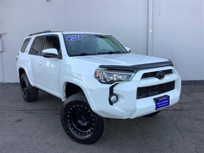 2014 Toyota 4Runner SR5   - Photo 10 - Crest Hill, IL 60403