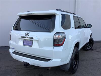 2014 Toyota 4Runner SR5   - Photo 7 - Crest Hill, IL 60403