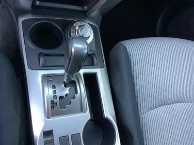 2014 Toyota 4Runner SR5   - Photo 23 - Crest Hill, IL 60403