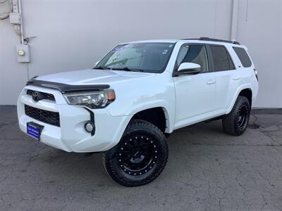 2014 Toyota 4Runner SR5   - Photo 2 - Crest Hill, IL 60403