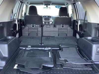 2014 Toyota 4Runner SR5   - Photo 39 - Crest Hill, IL 60403