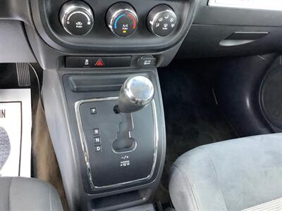 2014 Jeep Compass Sport - Photo 11 - Crest Hill, IL 60403