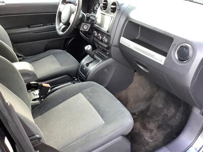 2014 Jeep Compass Sport - Photo 14 - Crest Hill, IL 60403