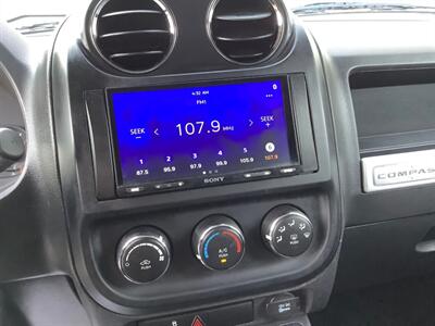 2014 Jeep Compass Sport - Photo 10 - Crest Hill, IL 60403