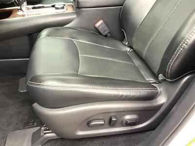 2017 Nissan Pathfinder Platinum - Photo 23 - Crest Hill, IL 60403