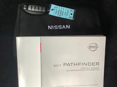 2017 Nissan Pathfinder Platinum - Photo 16 - Crest Hill, IL 60403
