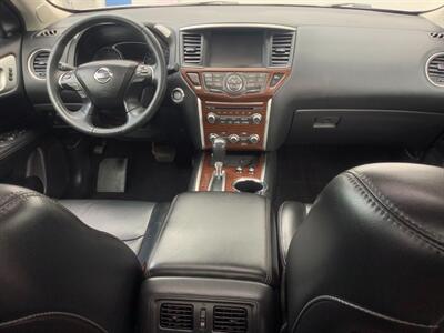 2017 Nissan Pathfinder Platinum - Photo 59 - Crest Hill, IL 60403
