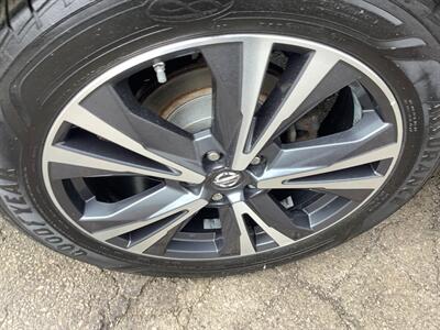 2017 Nissan Pathfinder Platinum - Photo 70 - Crest Hill, IL 60403