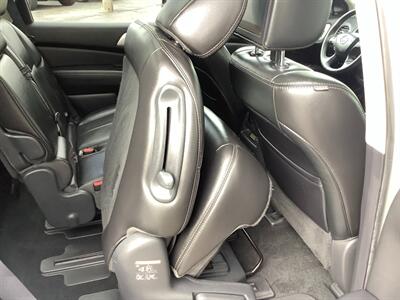 2017 Nissan Pathfinder Platinum - Photo 50 - Crest Hill, IL 60403