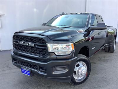 2022 RAM 3500 Tradesman   - Photo 2 - Crest Hill, IL 60403