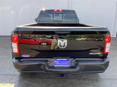 2022 RAM 3500 Tradesman   - Photo 5 - Crest Hill, IL 60403