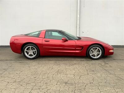 2004 Chevrolet Corvette - Photo 10 - Crest Hill, IL 60403