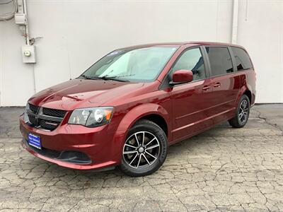 2016 Dodge Grand Caravan American Value Packa   - Photo 2 - Crest Hill, IL 60403