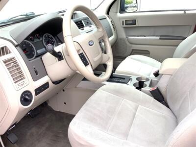 2010 Ford Escape XLT   - Photo 12 - Crest Hill, IL 60403