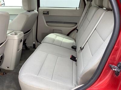 2010 Ford Escape XLT   - Photo 20 - Crest Hill, IL 60403