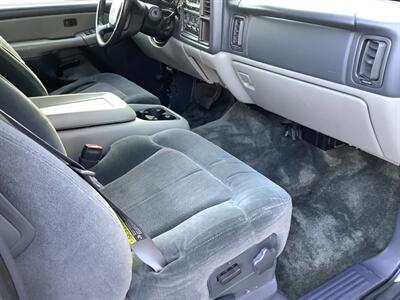 2001 Chevrolet Tahoe LS - Photo 36 - Crest Hill, IL 60403