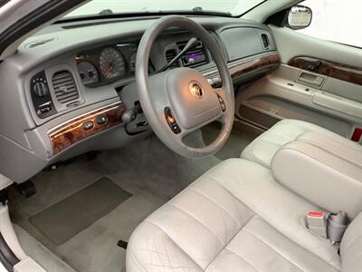 2004 Mercury Grand Marquis LS Premium   - Photo 13 - Crest Hill, IL 60403