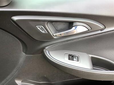 2018 Chevrolet Malibu LT   - Photo 28 - Crest Hill, IL 60403