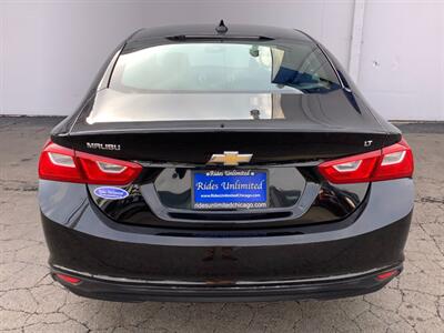 2018 Chevrolet Malibu LT   - Photo 5 - Crest Hill, IL 60403