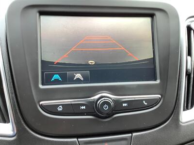 2018 Chevrolet Malibu LT   - Photo 10 - Crest Hill, IL 60403