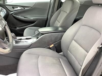 2018 Chevrolet Malibu LT   - Photo 22 - Crest Hill, IL 60403