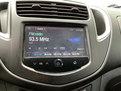 2016 Chevrolet Trax LS - Photo 21 - Crest Hill, IL 60403