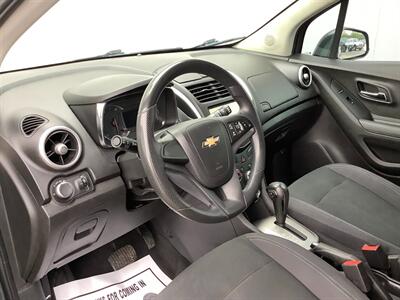 2016 Chevrolet Trax LS - Photo 19 - Crest Hill, IL 60403