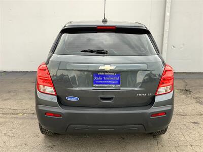 2016 Chevrolet Trax LS - Photo 6 - Crest Hill, IL 60403