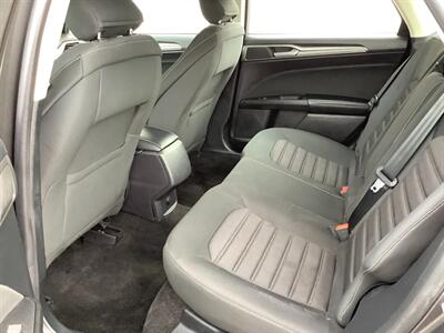 2018 Ford Fusion SE - Photo 25 - Crest Hill, IL 60403